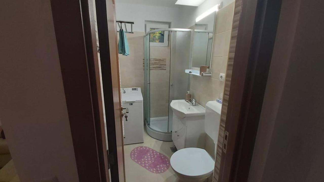 萨图马雷Relax Apartament公寓 外观 照片